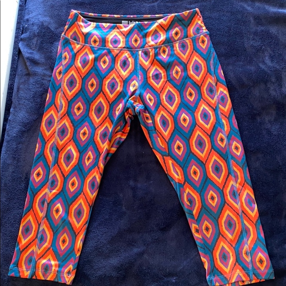LuLaRoe Capri Workout Leggings